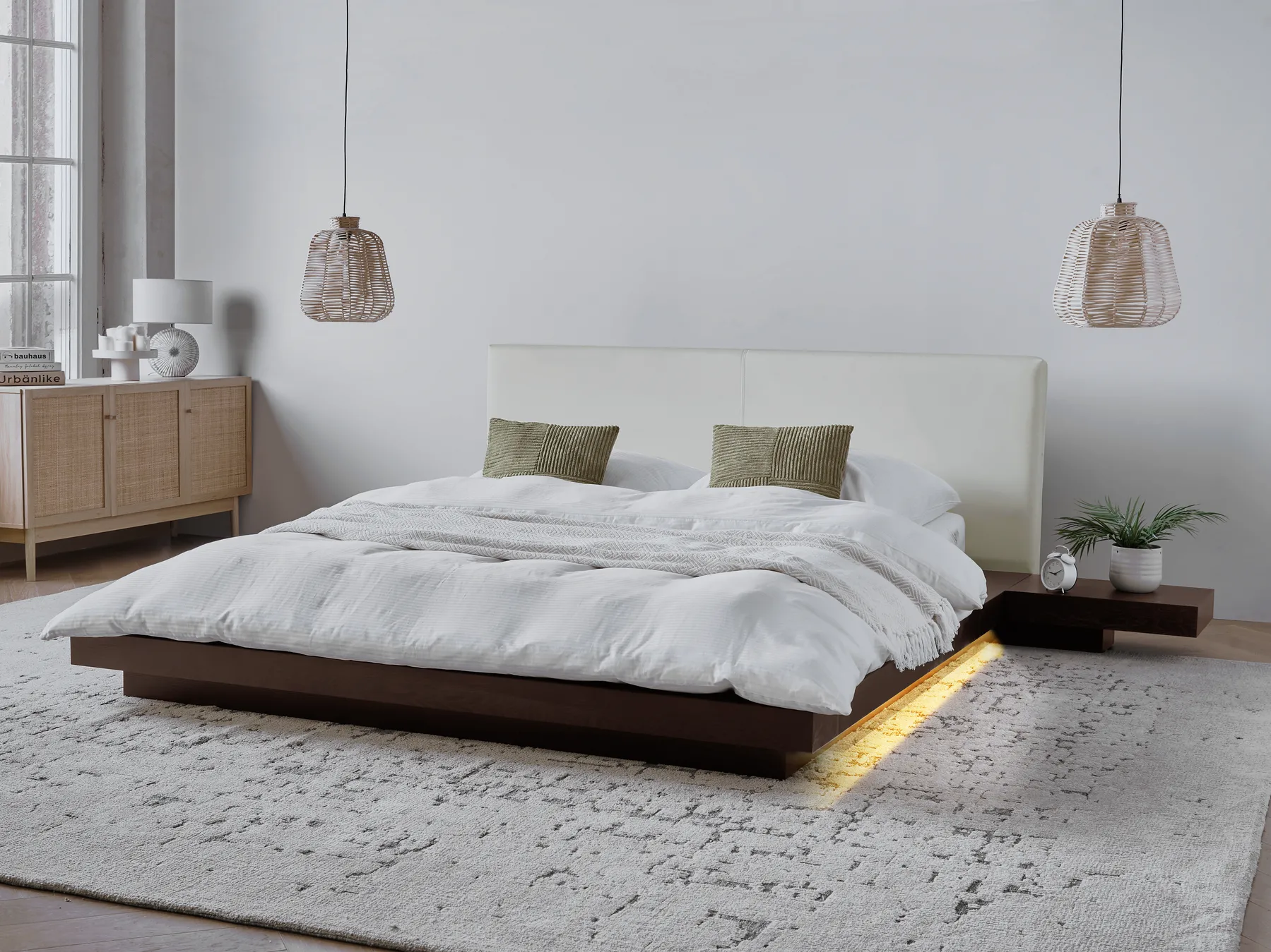 Bett mit LED Kunstleder ZEN 160 x 200 cm Dunkle Esche_941352