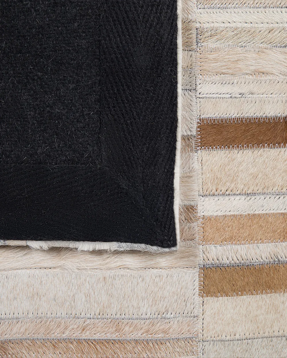 Rug YAGDA Beige 140 x 200 cm Leather_743509