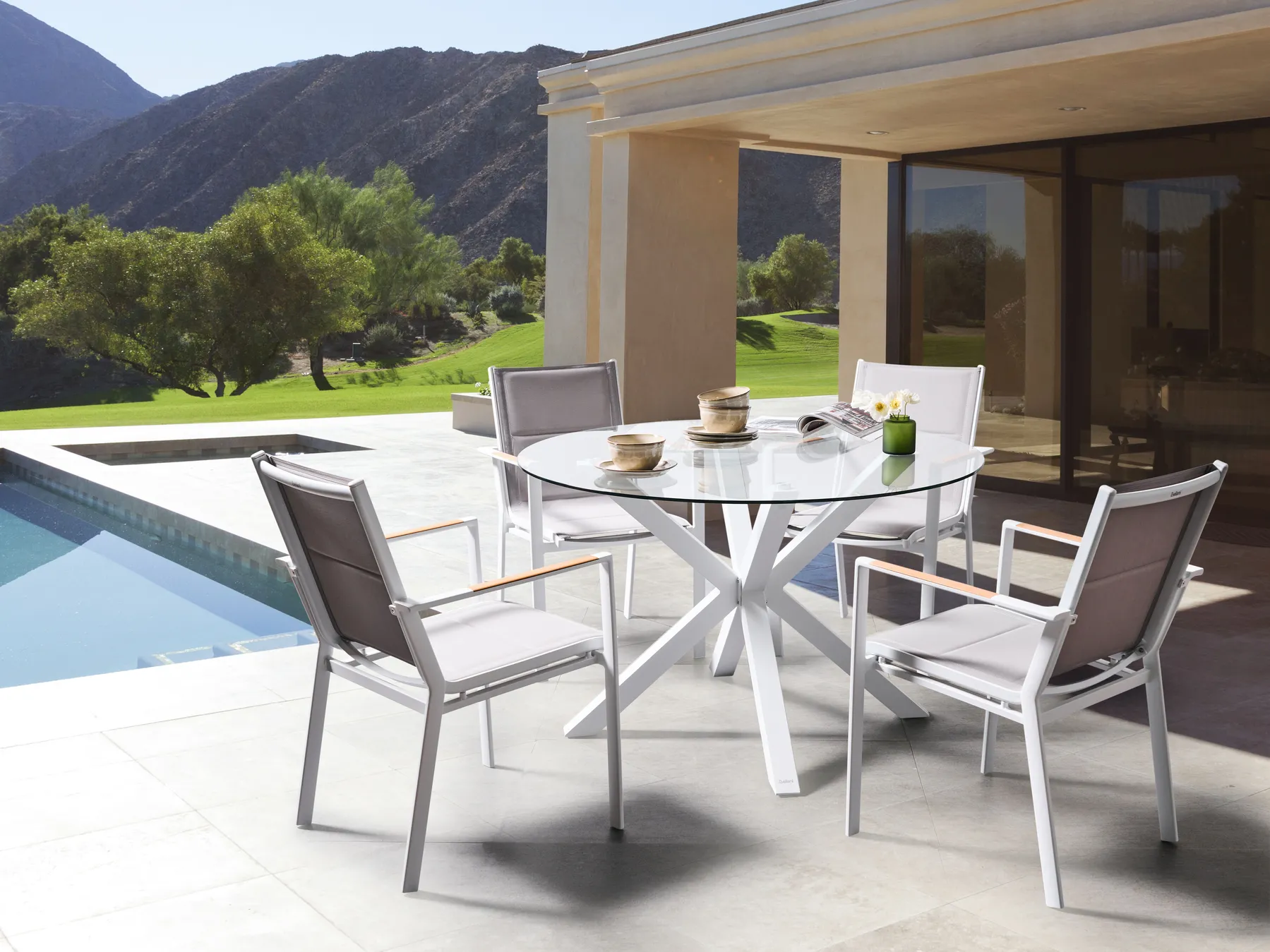 Garden Dining Set 4 Seater MALETTO/BUSSETO Metal White_956912