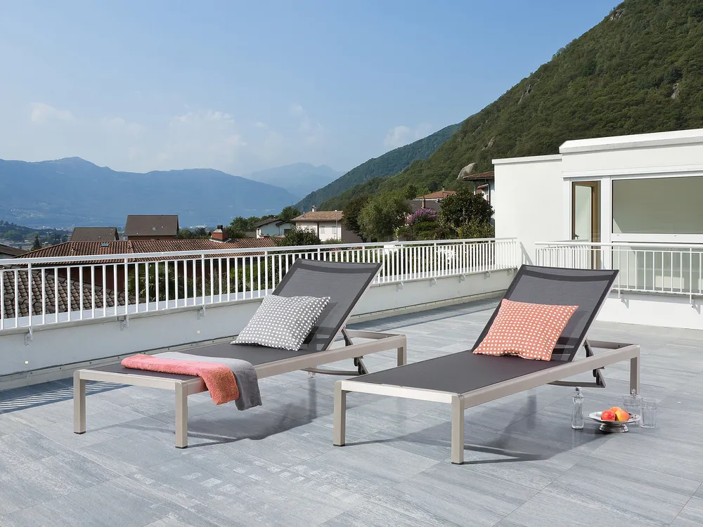 Sonnenliege FOSSATO mit Relaxfunktion Metall Schwarz