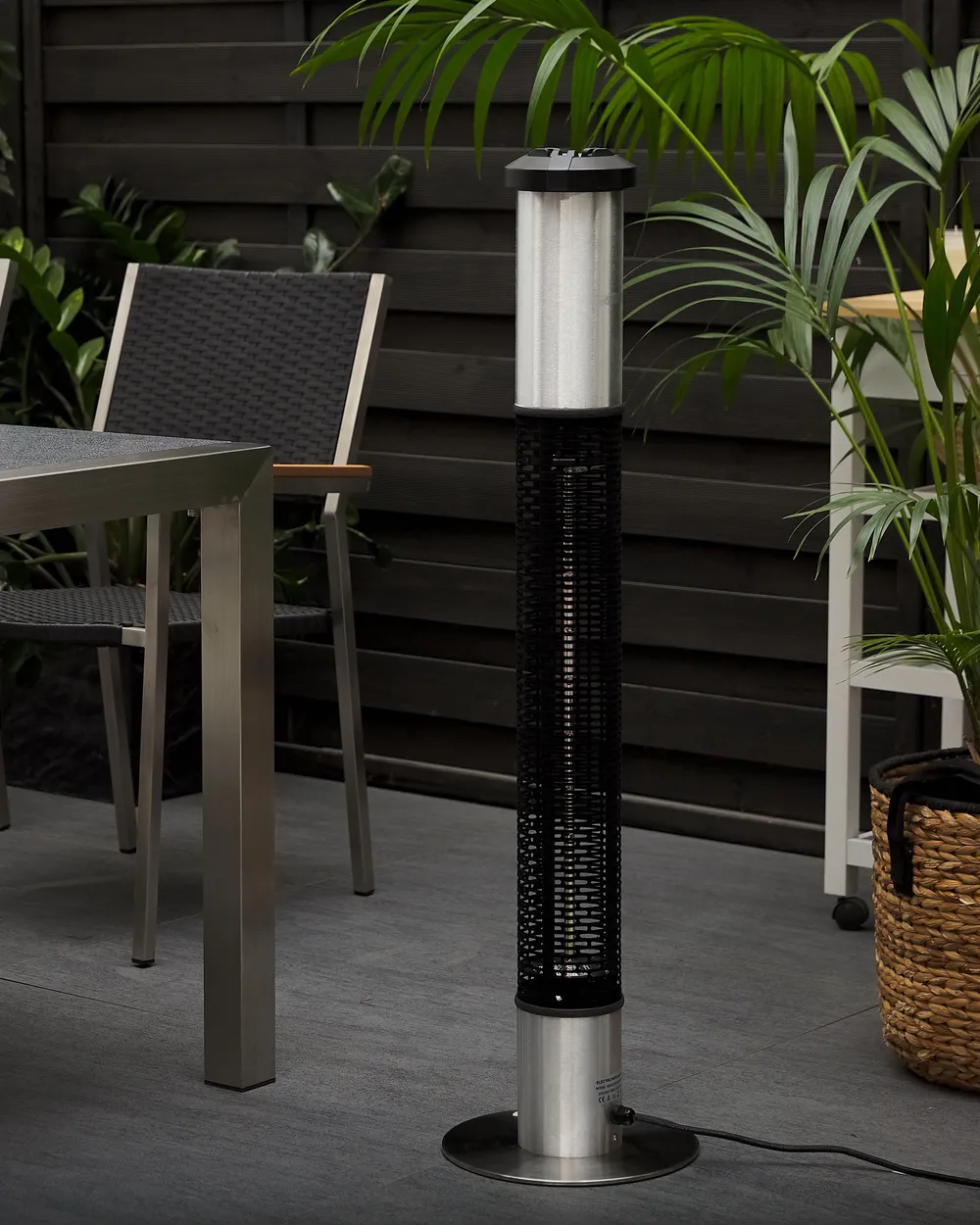 Infrarot-Standheizstrahler VEZUVIO 1.500 W Schwarz