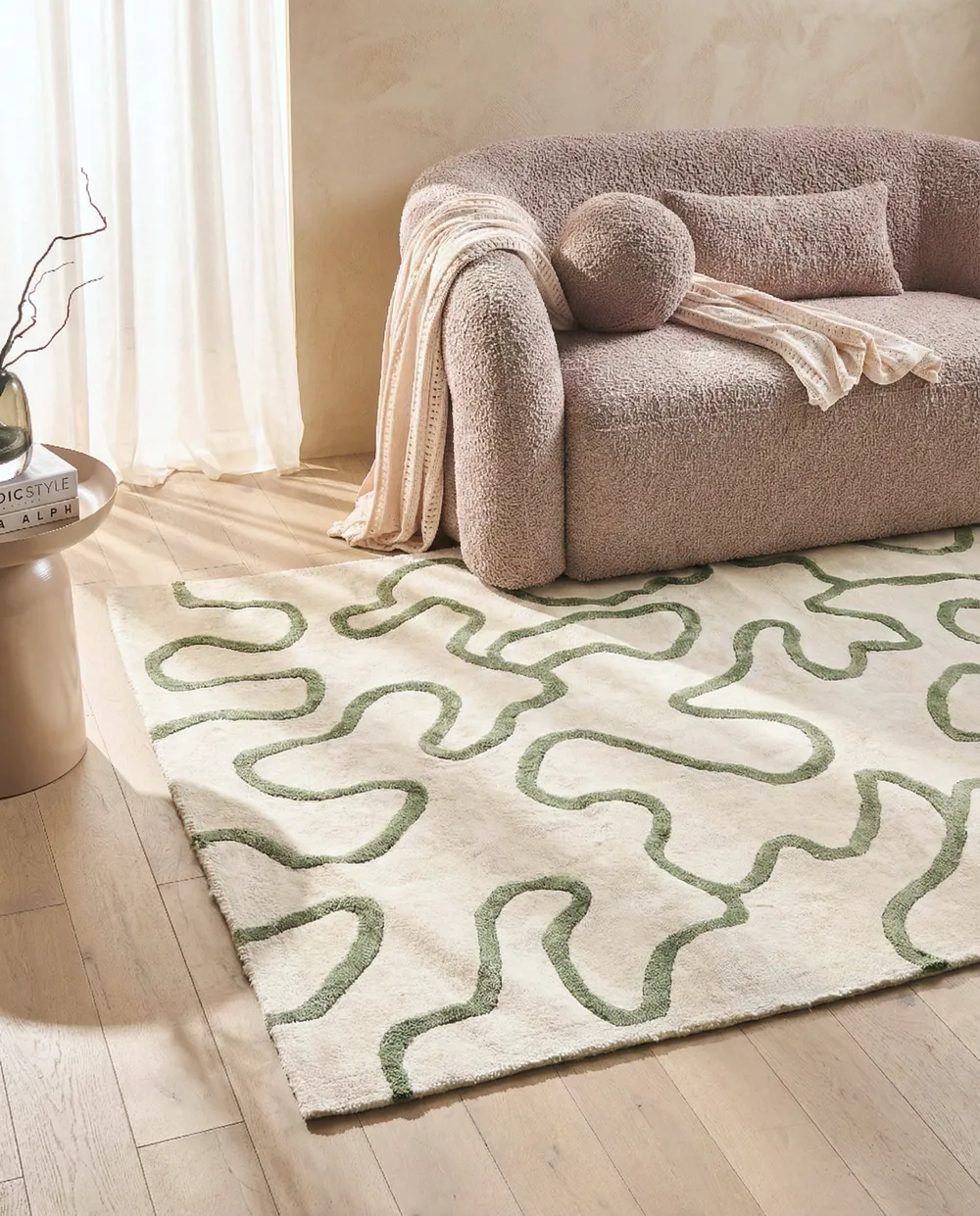 Teppich KAPPAR Hellbeige 160 x 230 cm Viskose