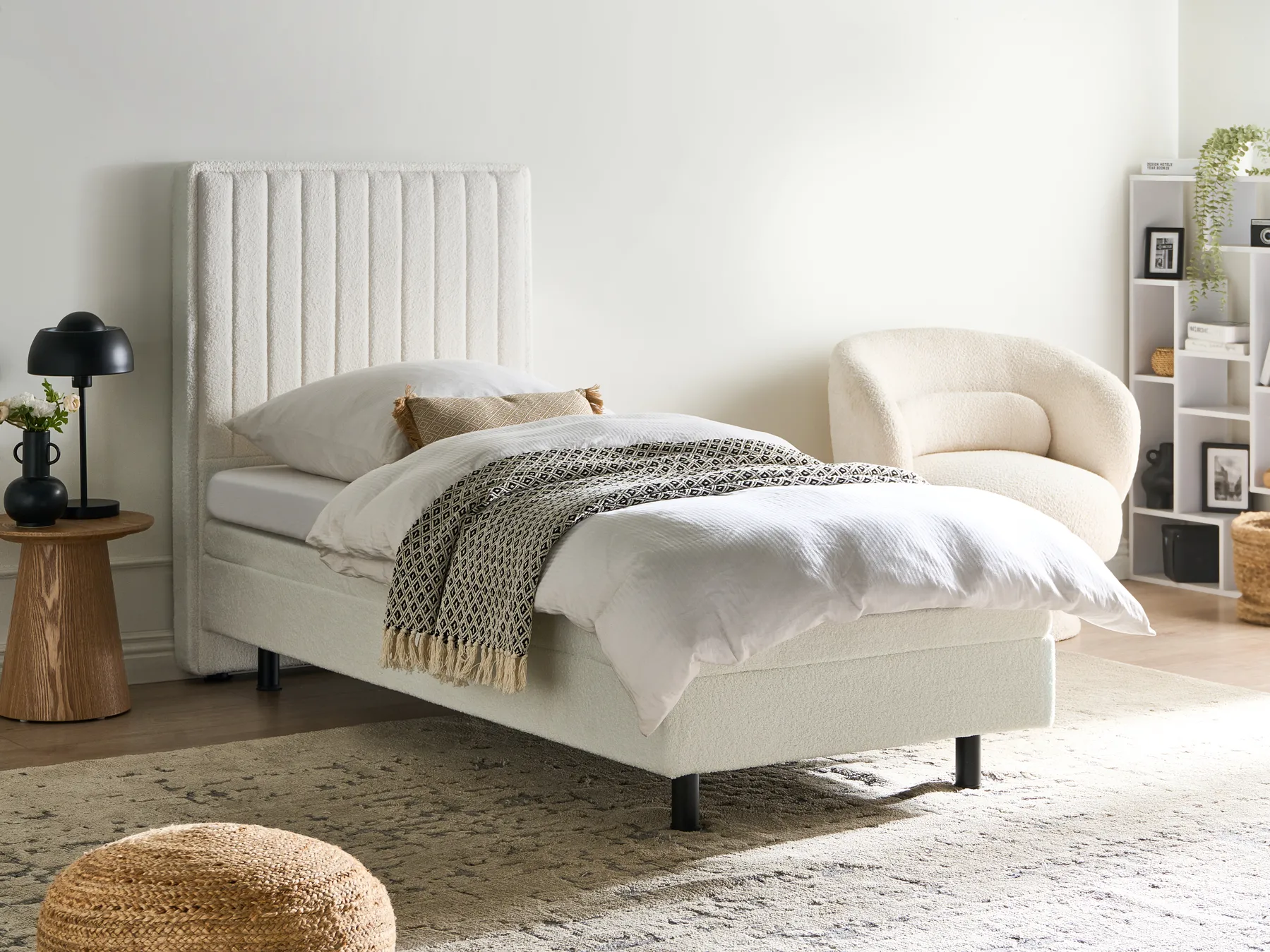Bett verstellbar Bouclé DUKE II 90 x 200 cm Cremeweiß_1026122