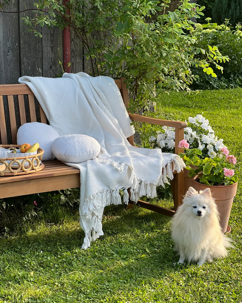 Gartenbank VIVARA 180 cm zertifiziertes Akazienholz Hellbraun_929927