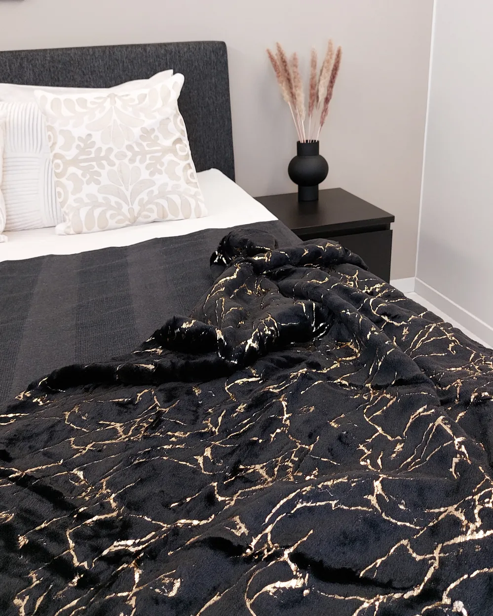 Blanket GODAVARI 150 x 200 cm Black_920308