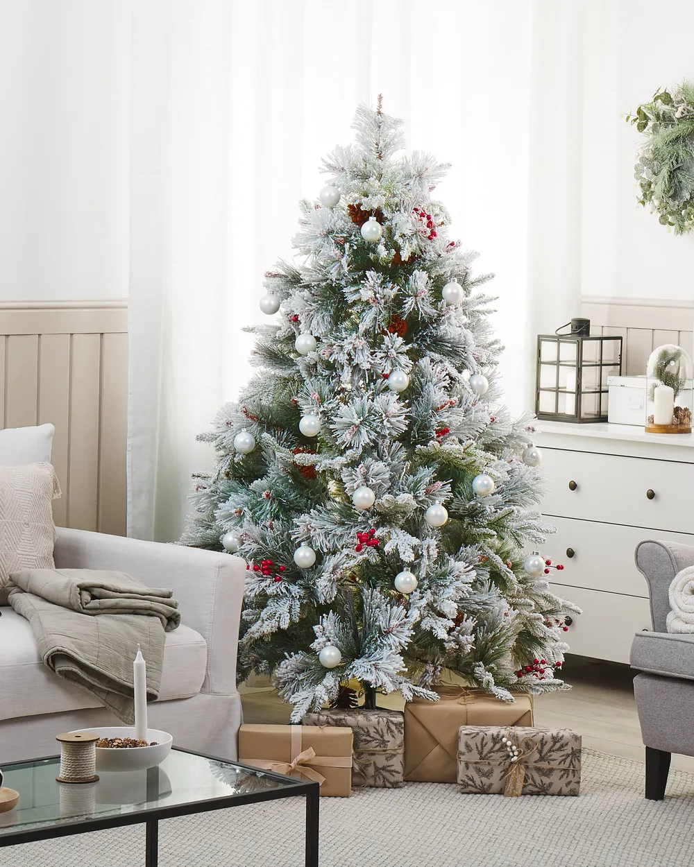 Künstlicher Weihnachtsbaum mit Schnee MASALA 180 cm Weiß