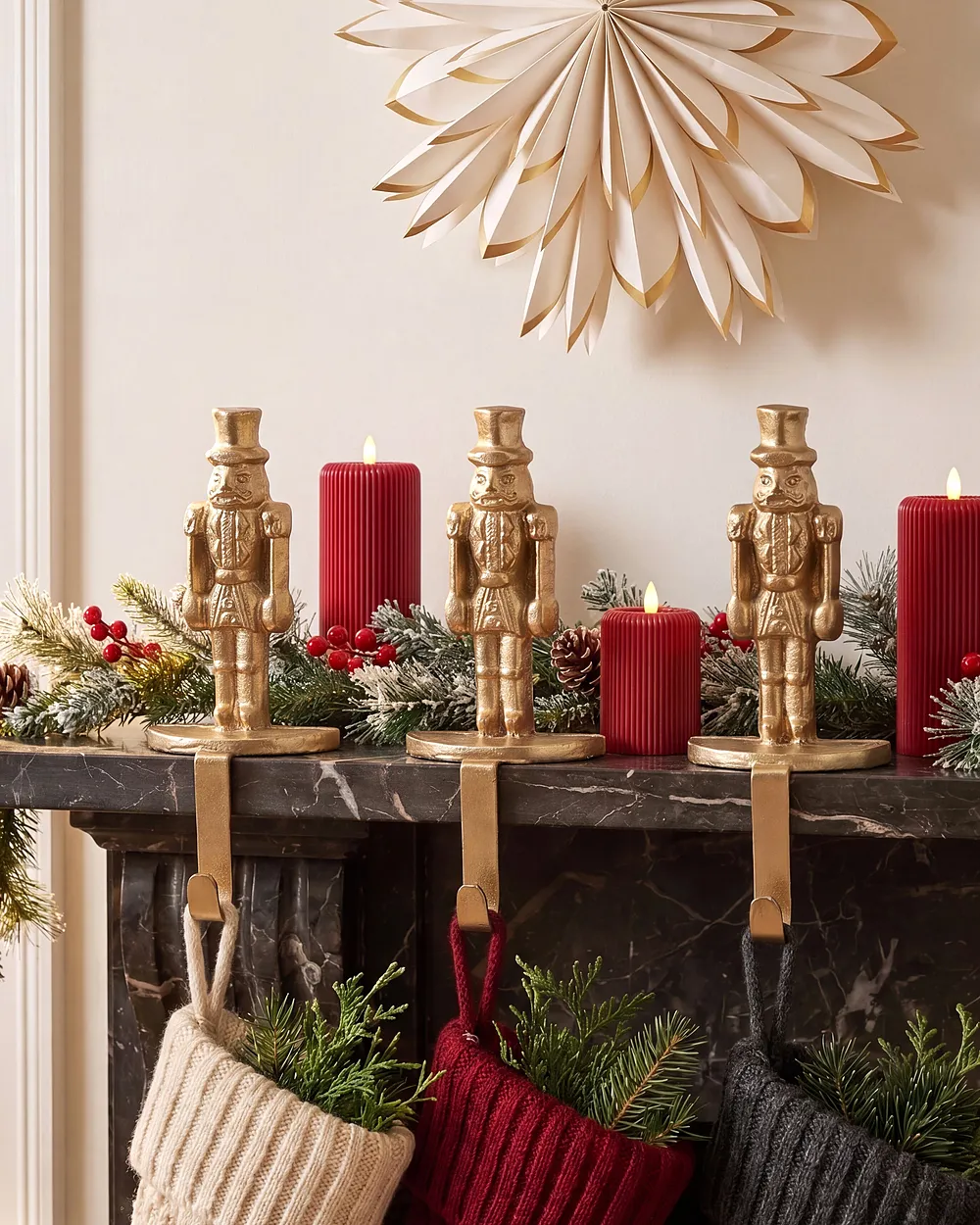 Set of 3 Christmas Stocking Holders KAJAANI 22 cm Nutcracker Gold_1156612