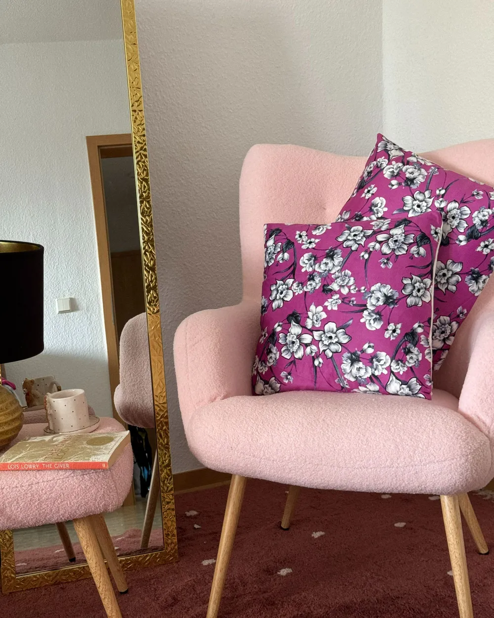 Set of 2 Decorative Cushions KOELERIA 45 x 45 cm Velvet Fuchsia Pink Floral Pattern_979805