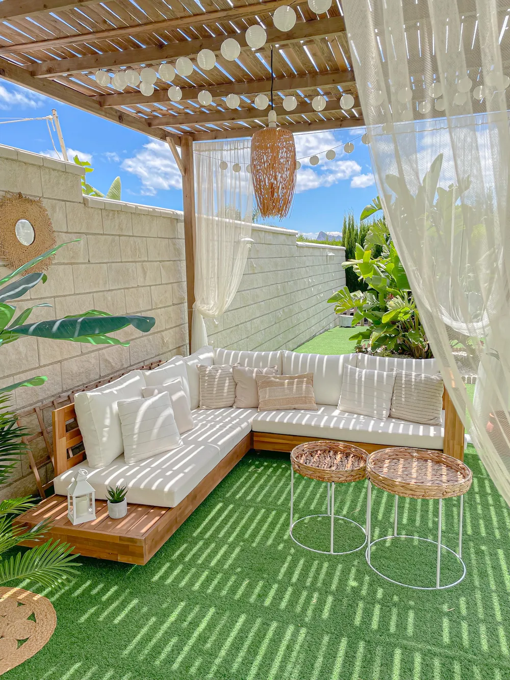 Garten Ecksofa 5-Sitzer MARETTIMO zertifiziertes Akazienholz Cremeweiß rechtsseitig_857563