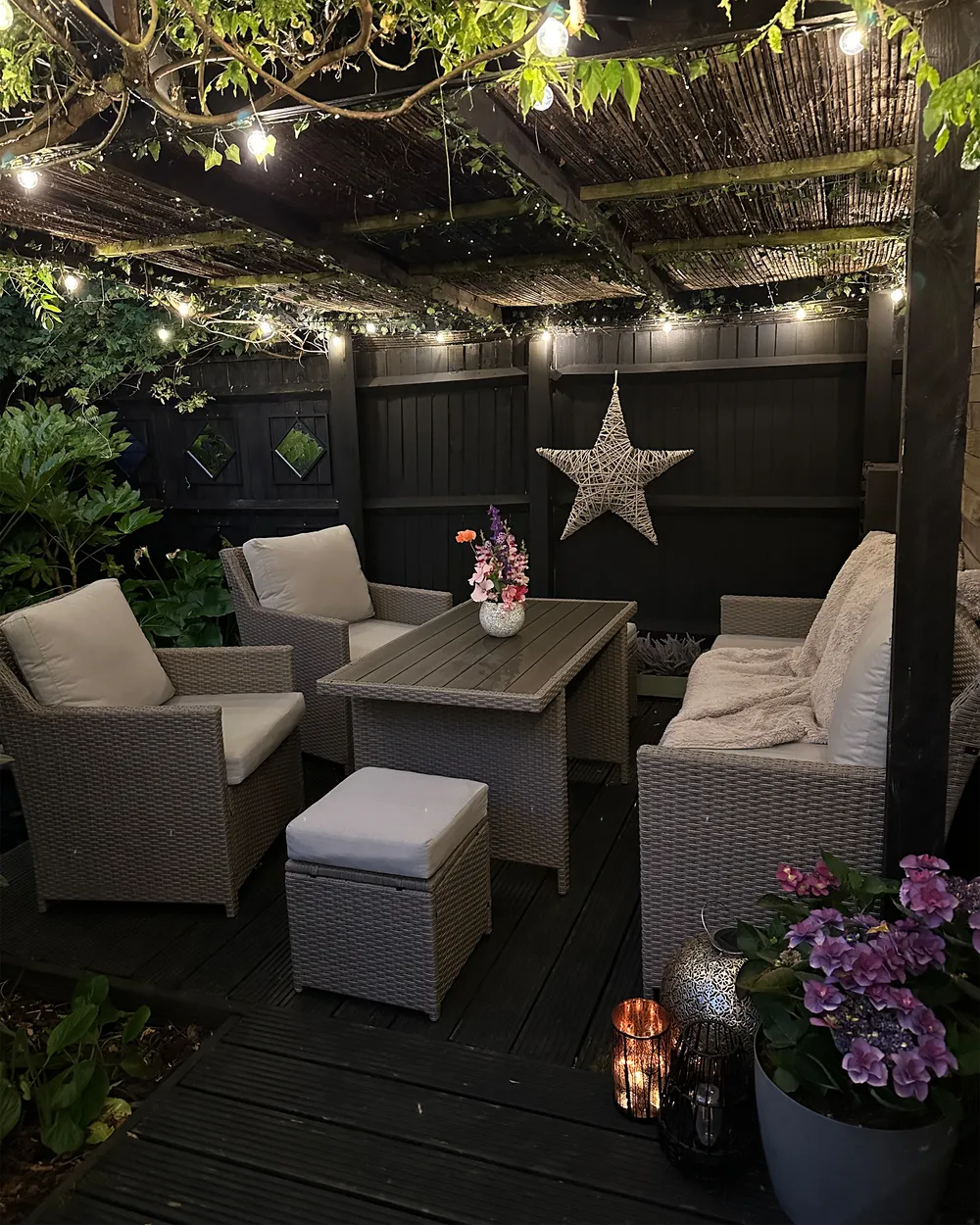 Lounge Set mit Tisch und Ottomane 5-Sitzer FONTI inkl. Kissen Polyrattan Braun_978246