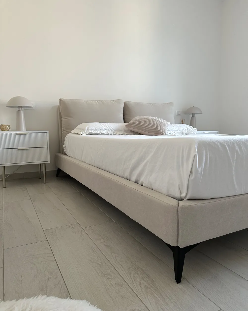 Bett mit Lattenrost Chenillegewebe MELLE 160 x 200 cm Hellbeige_929990