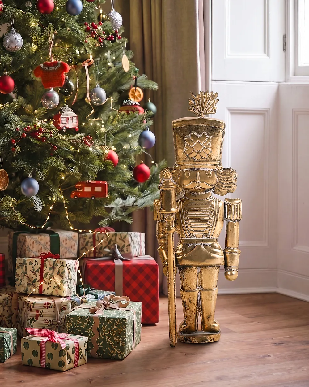 Christmas Decoration KUOPIO 80 cm Nutcracker Gold_1170928