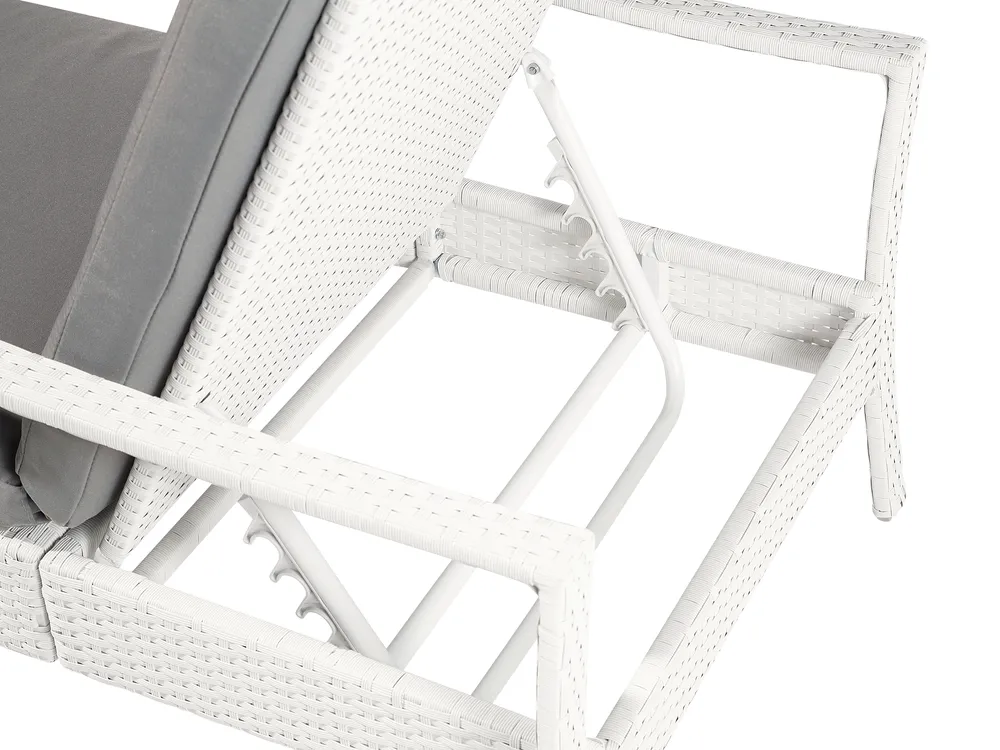 Sonnenliege mit Kissen VASTO mit Relaxfunktion Polyrattan Weiß_802182
