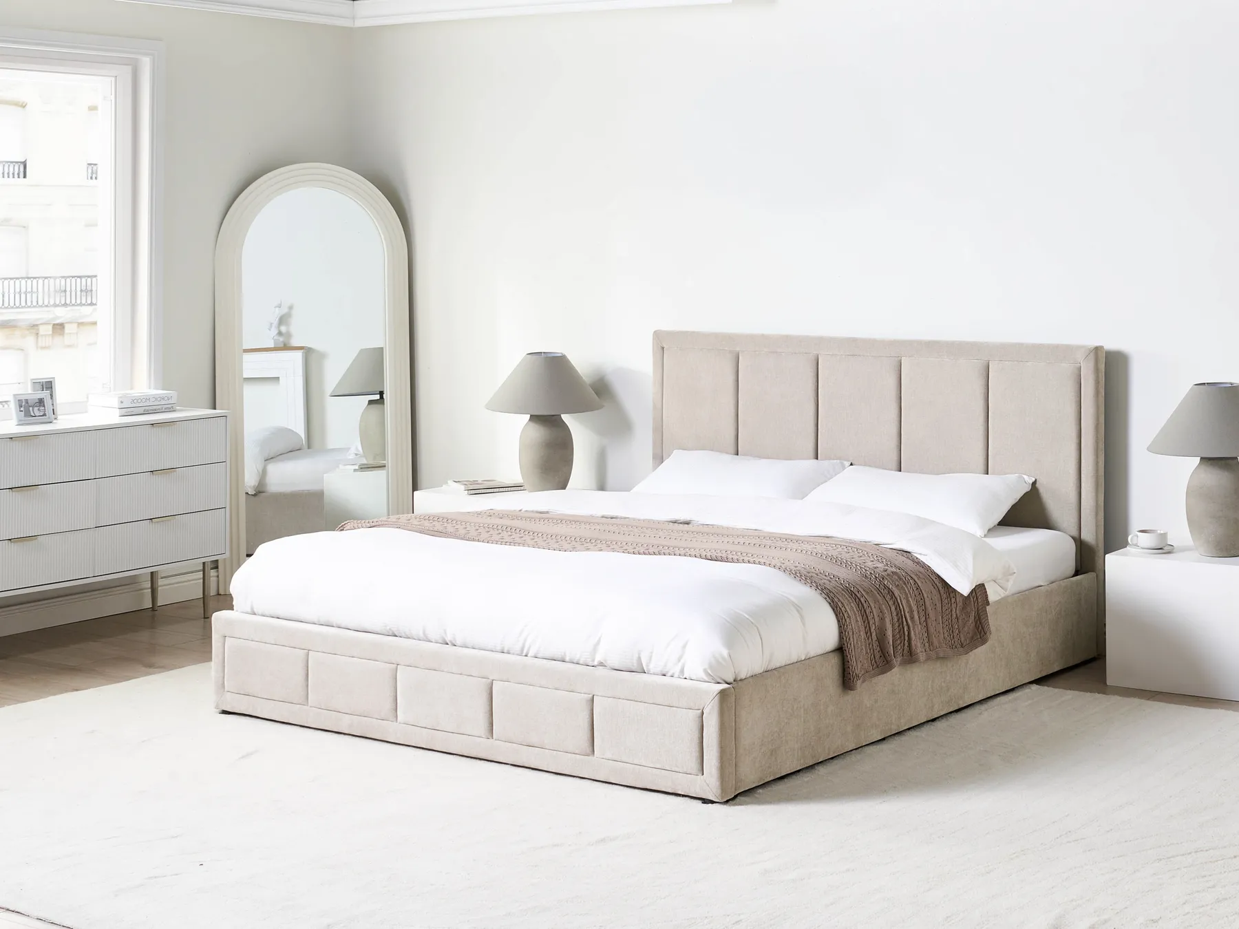 Bett mit Stauraum QUIBERON Chenillegewebe Taupe 180 x 200 cm_1023256