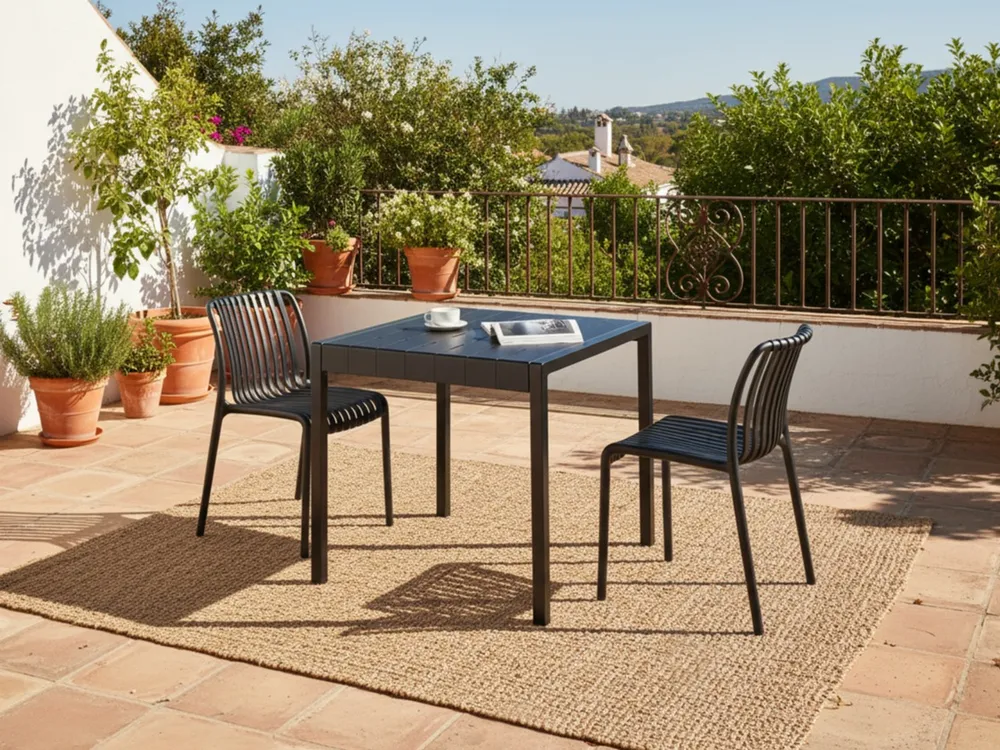 Gartentisch BARTICA 81 cm 84 cm Schwarz