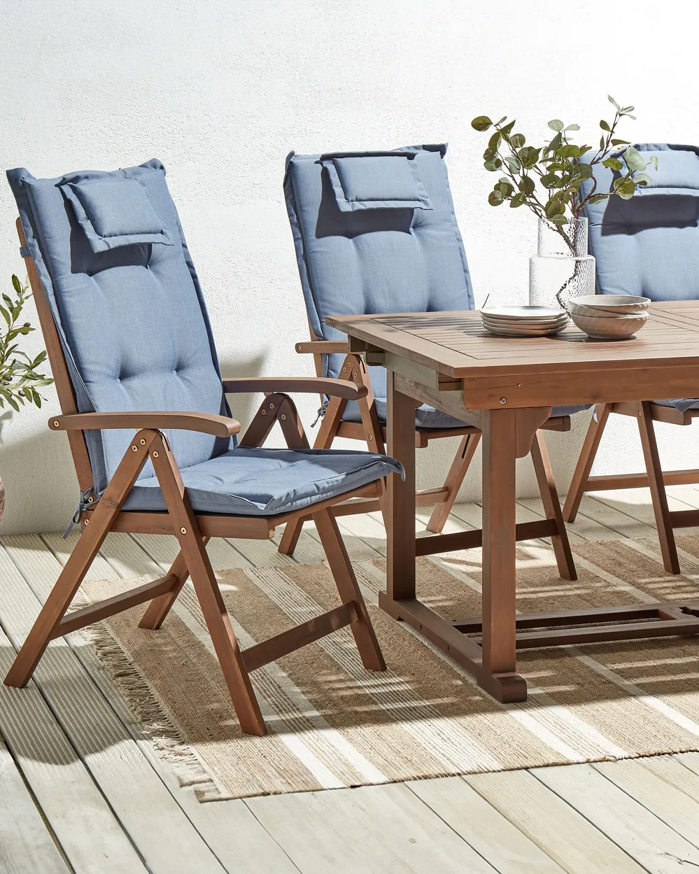 Set mit 6 Stühlen und Sitzkissen AMANTEA Akazienholz Blau