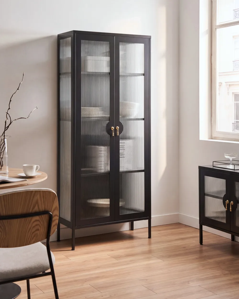 Vitrine mit Glastüren GLEORA Metall Schwarz