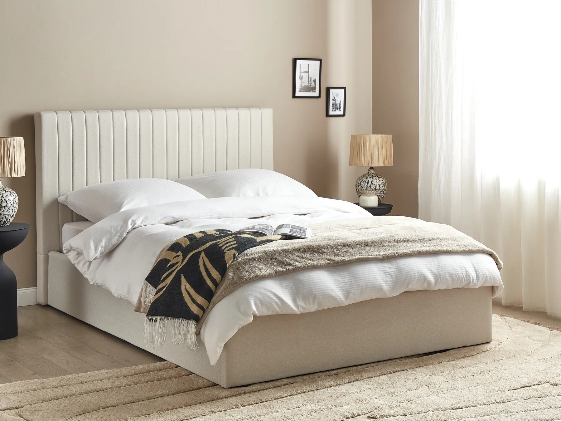 Bett mit Stauraum VION Stoff Hellbeige 140 x 200 cm_901823