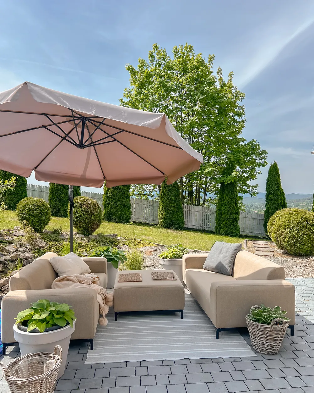 Garden Sofa 2 Seater ROVIGO Beige_943612