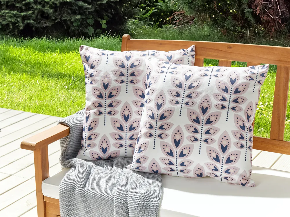Gartenkissen 2er Set TORRETTA Pflanzenmuster 45 x 45 cm Cremeweiß