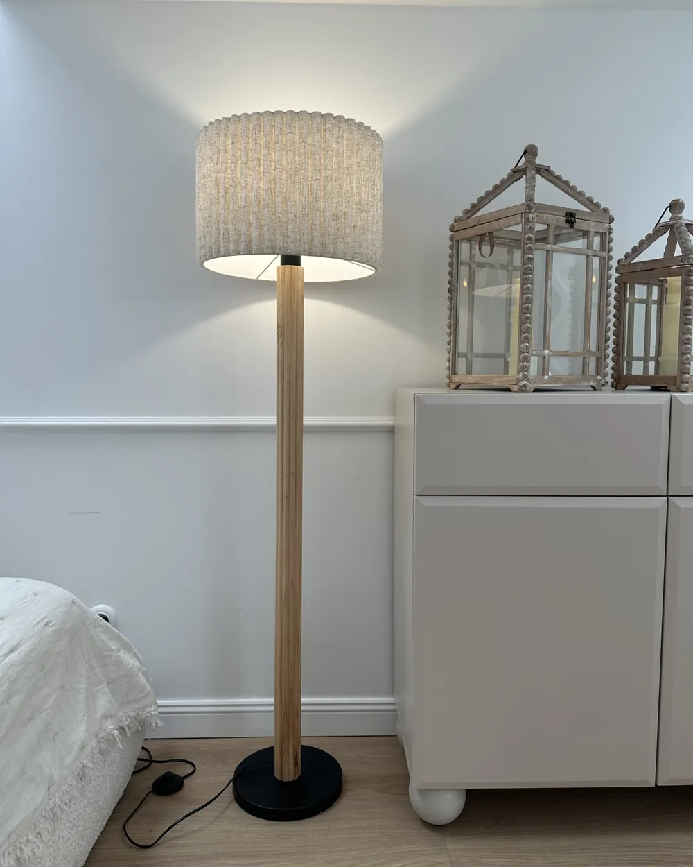 Stehlampe BELESSA Leinen Hellbeige_1024100