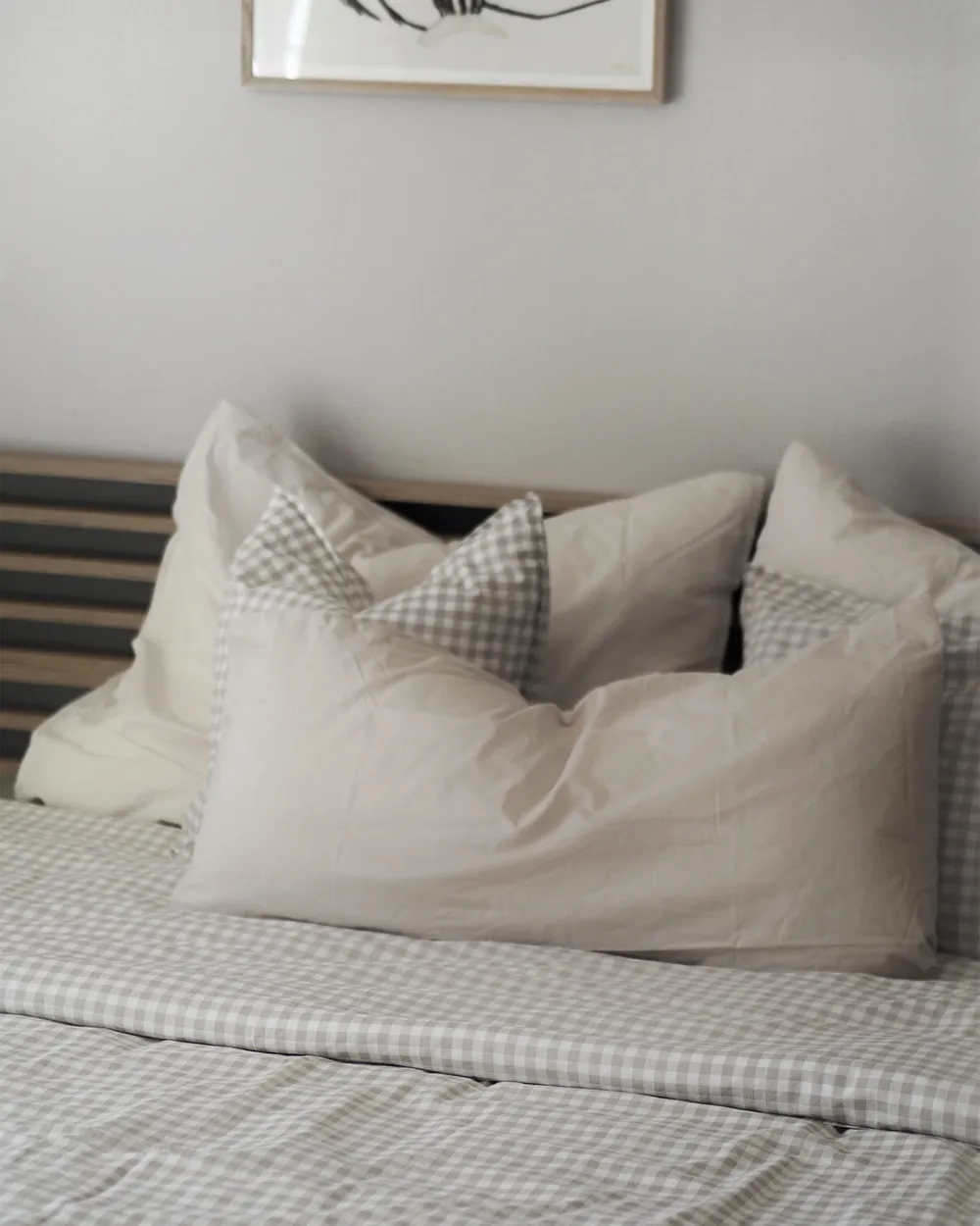 Bed Pillow PELISTER Low 40 x 80 cm Microfibre White_977783