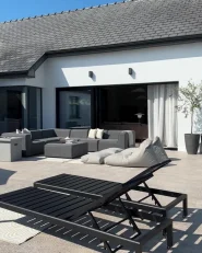 Garten Ecksofa mit Ottomane 7-Sitzer AREZZO modular Grau linksseitig_1045937
