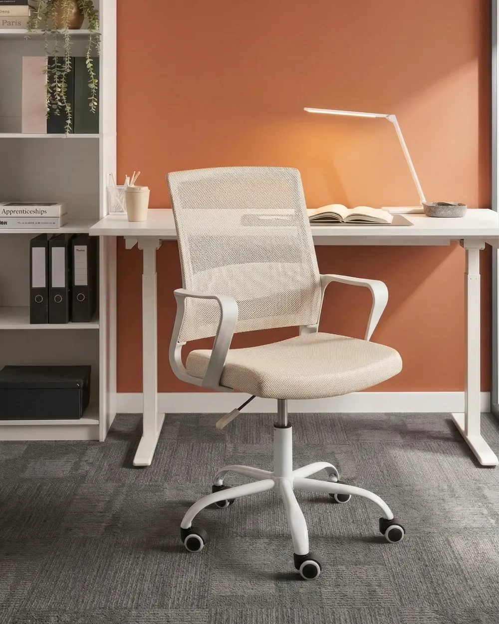 Bürostuhl EASE Cremeweiß