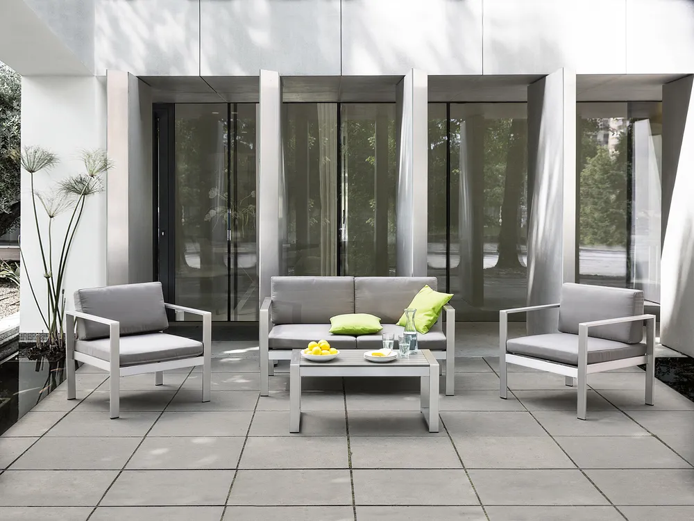 Lounge Set mit Tisch 4-Sitzer SALERNO Metall Hellgrau
