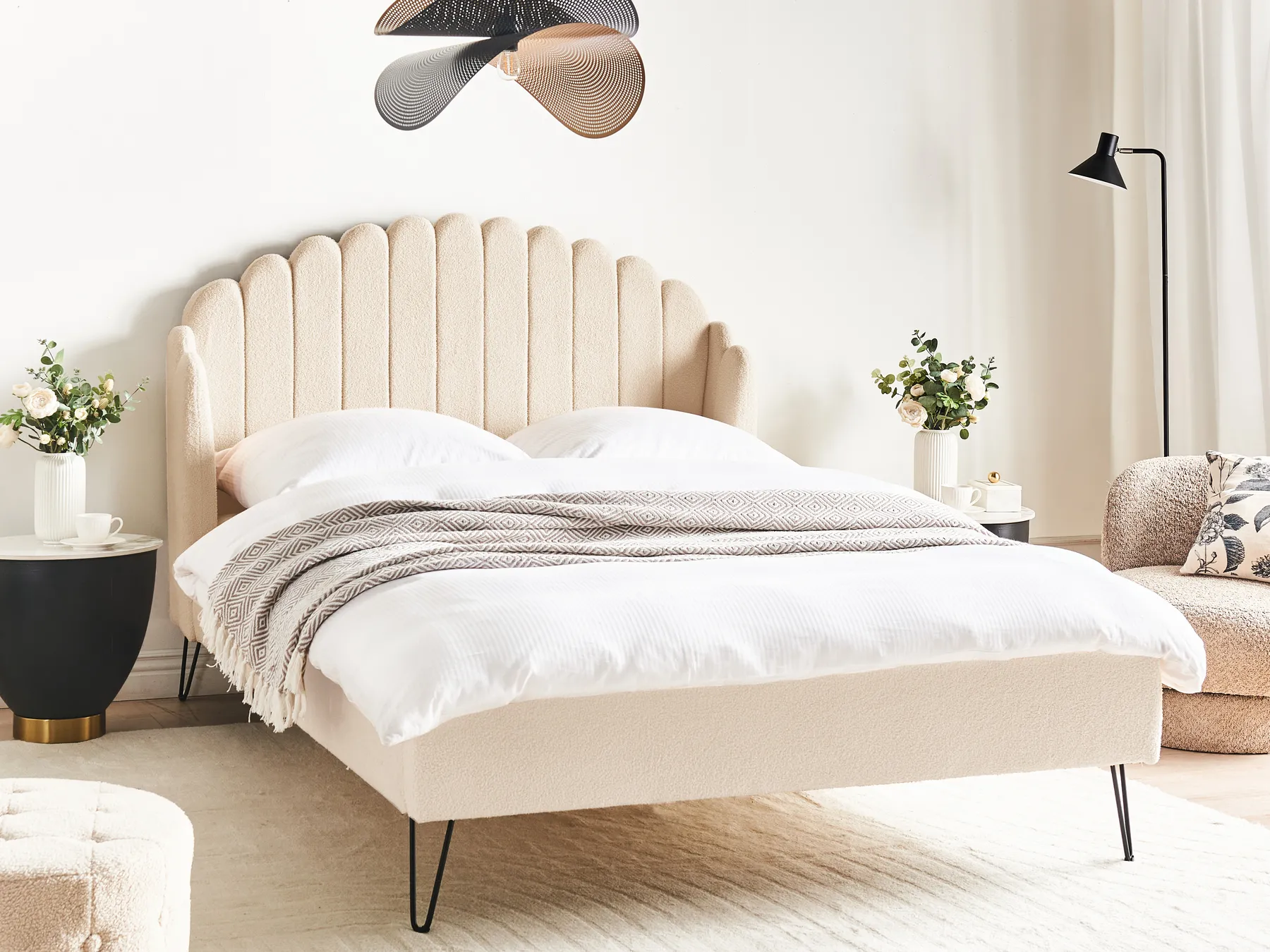 Bett mit Lattenrost Bouclé AMBILLOU 140 x 200 cm Beige_967211