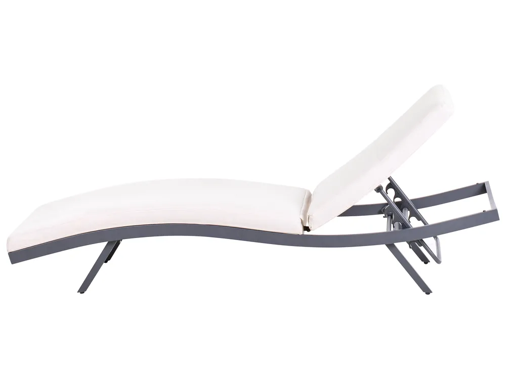 Sonnenliege mit Kissen AMELIA mit Relaxfunktion Metall Hellbeige_986630
