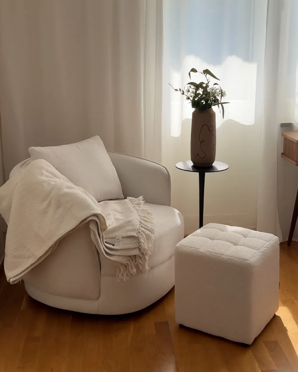 Drehsessel ANDALEN Stoff Cremeweiß_1001579