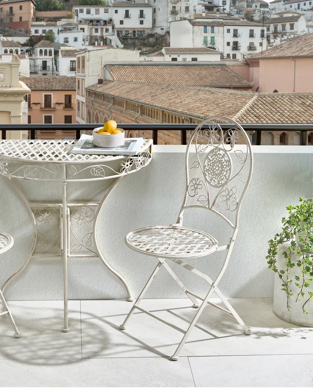 Set of 2 Garden Chairs YAVIZA Folding Metal Light Beige