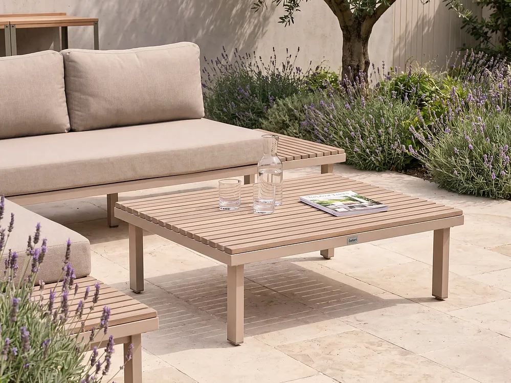 Outdoor Couchtisch FIVIZZANO 90 cm 70 cm Akazienholz Beige_1159295