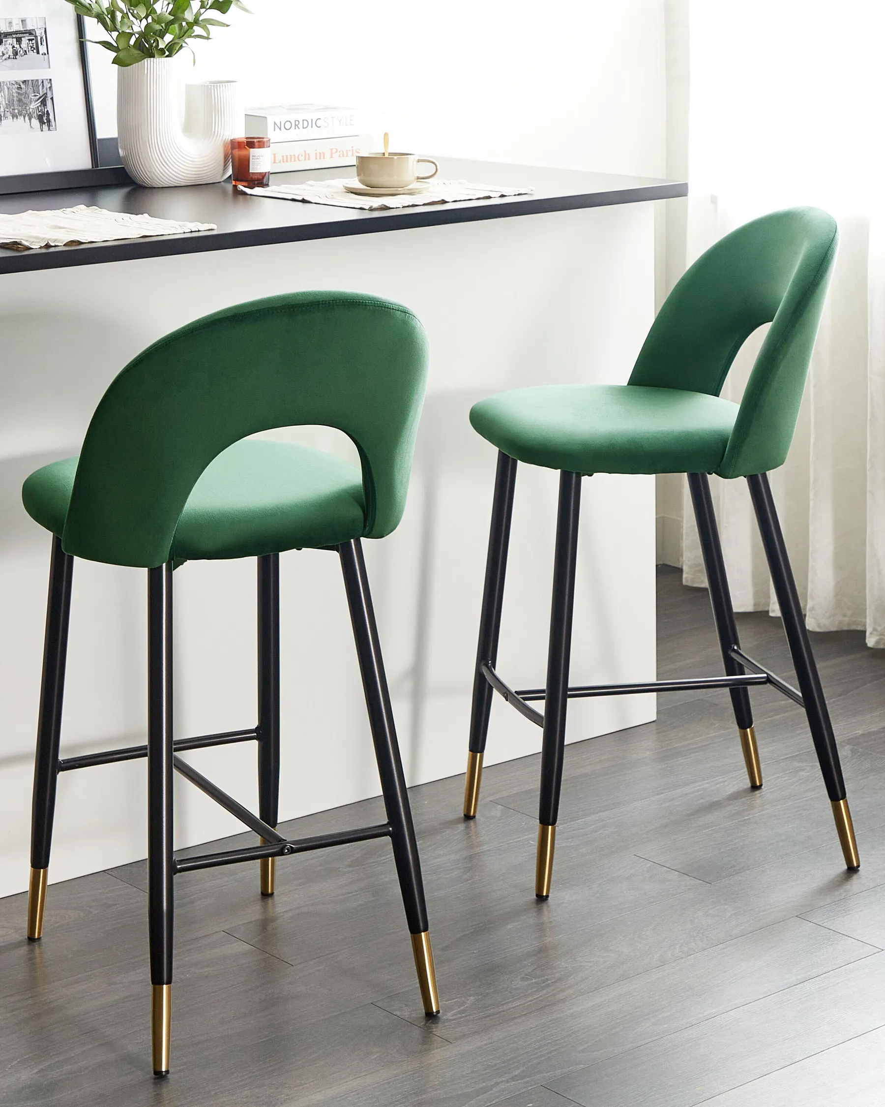 Set mit 2 Barstühlen FALTON Samtstoff Smaragdgrün_871420
