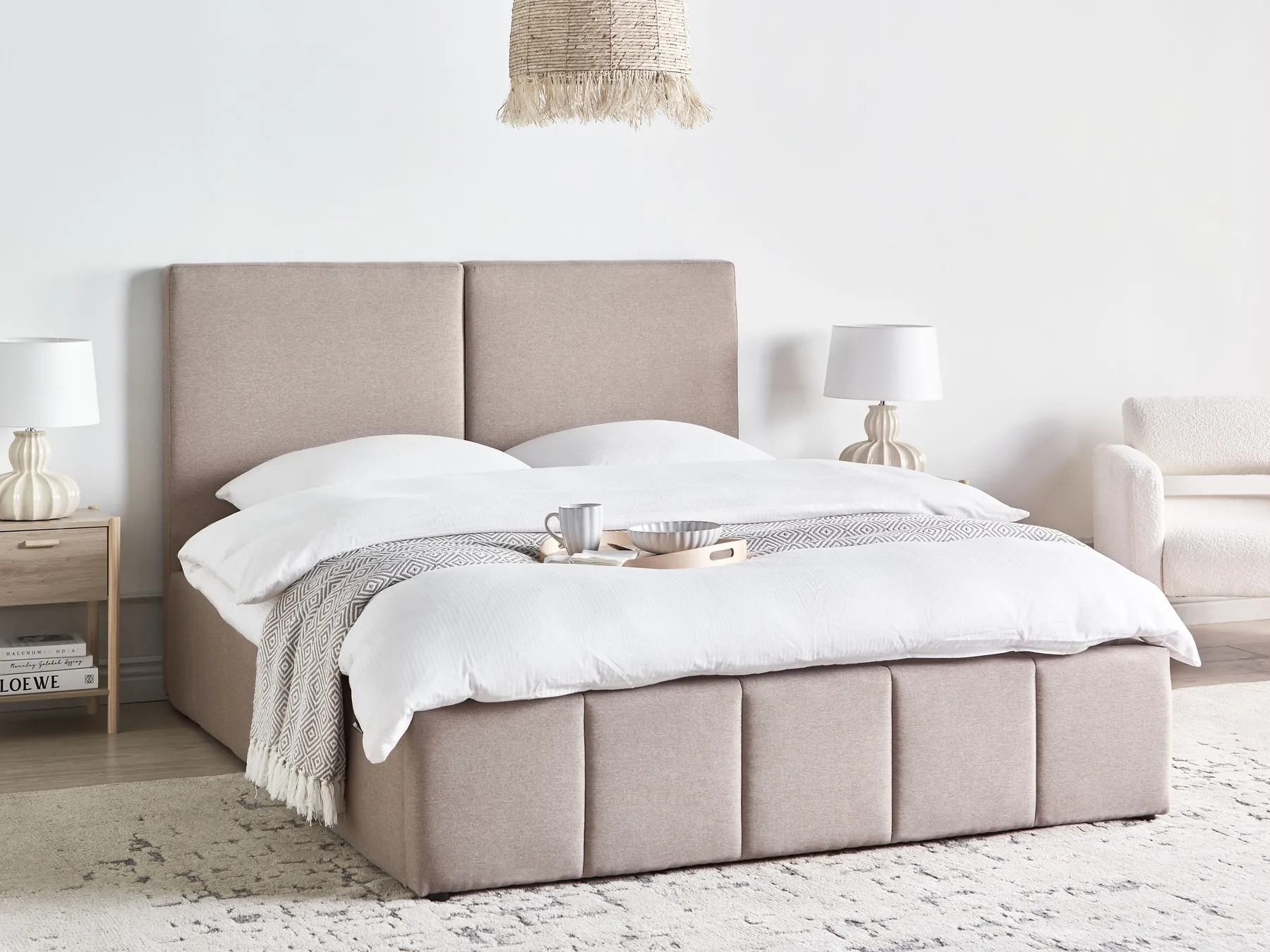Bett mit Stauraum CASTELNAVET Stoff Taupe 160 x 200 cm_972902