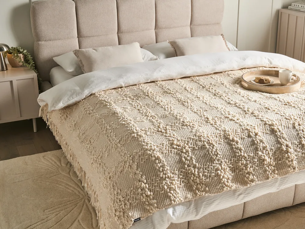 Kuscheldecke VELLA Stoff 150 x 200 cm Cremeweiß