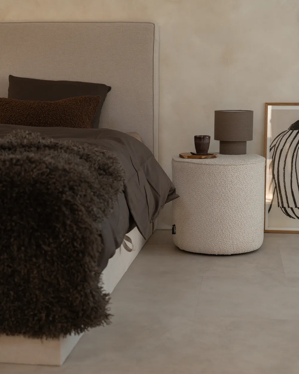 Boxspringbett mit Stauraum MINISTER Stoff Hellbeige 160 x 200 cm_951633