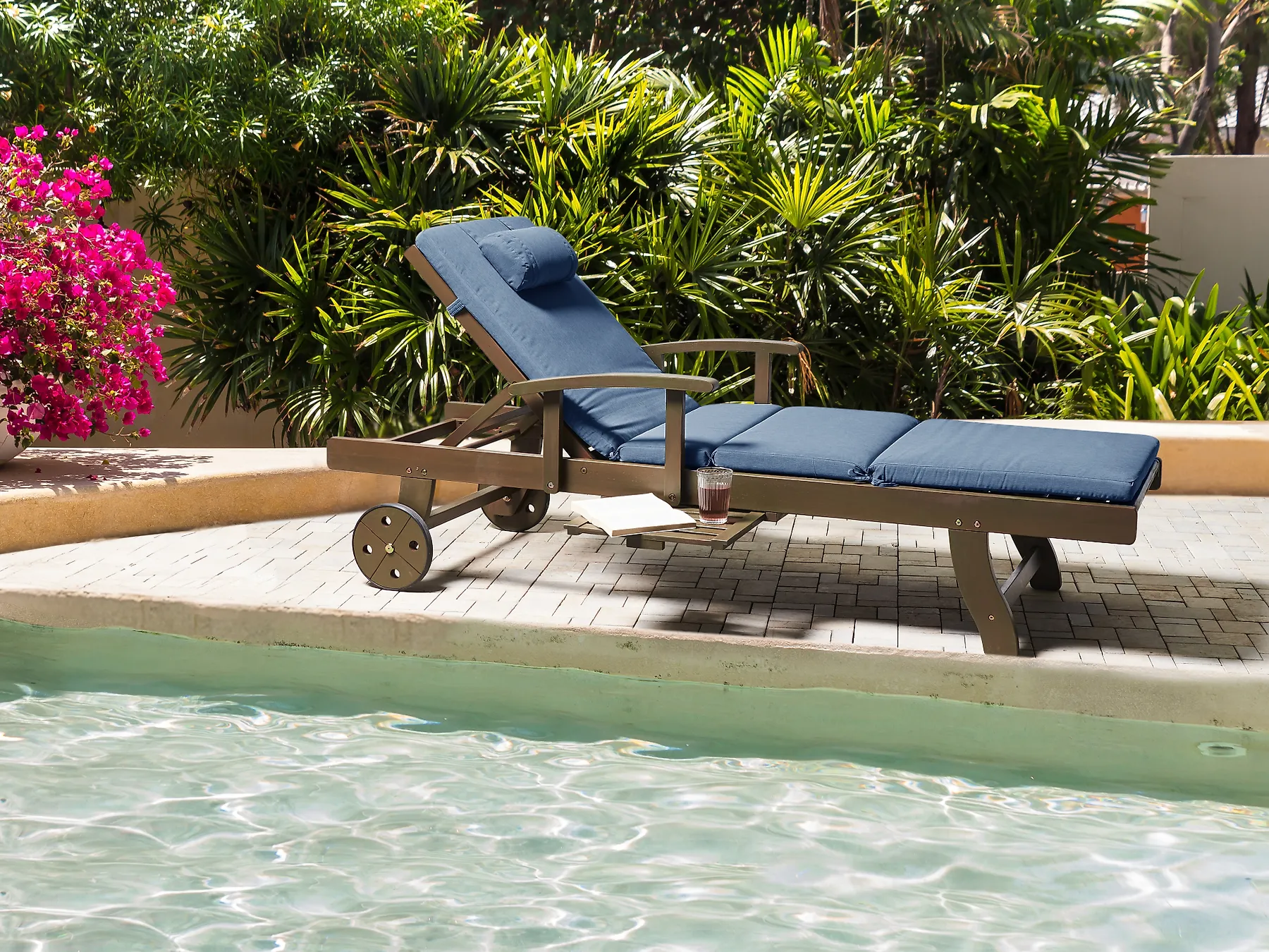 Sun Lounger with Cushion AMANTEA PREMIUM Reclining Acacia Wood Blue_1070456